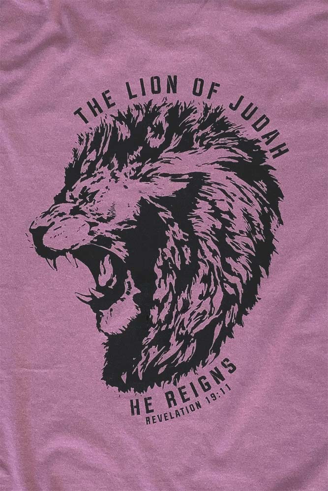 Heavyweight Lion of Judah Tee
